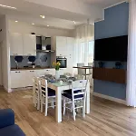 L'abbraccio Di Parthenope Апартаменты *