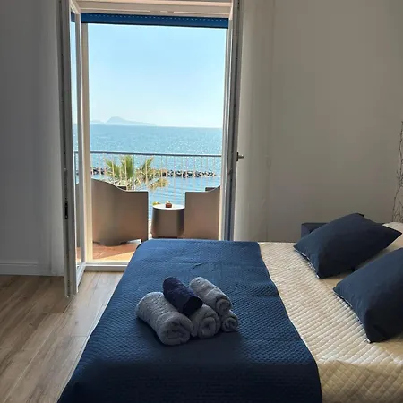 L'abbraccio Di Parthenope Apartment *