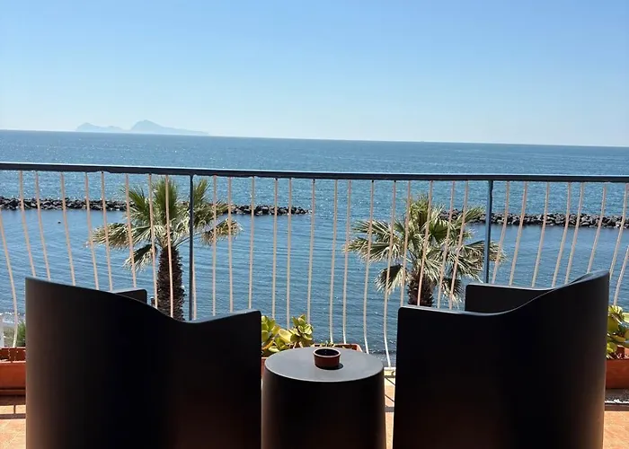 L'abbraccio Di Parthenope 公寓