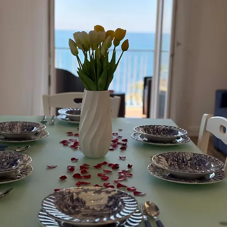 L'abbraccio Di Parthenope Appartement